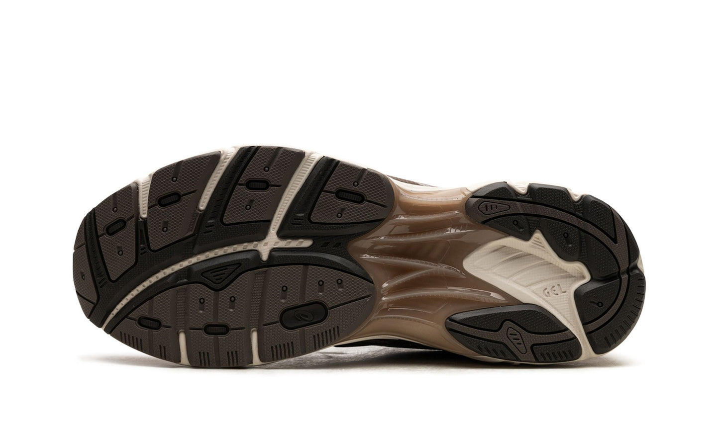 Asics GT-2160 Dark Taupe Purple Bottom Outsole