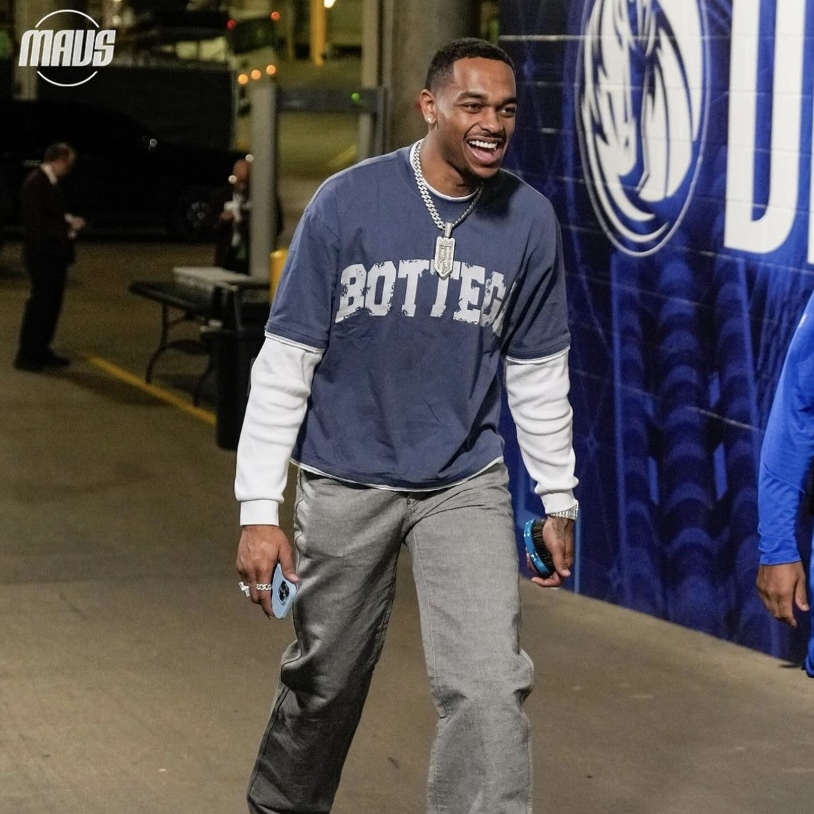 Bottega Desires Navy War Long Sleeve NBA