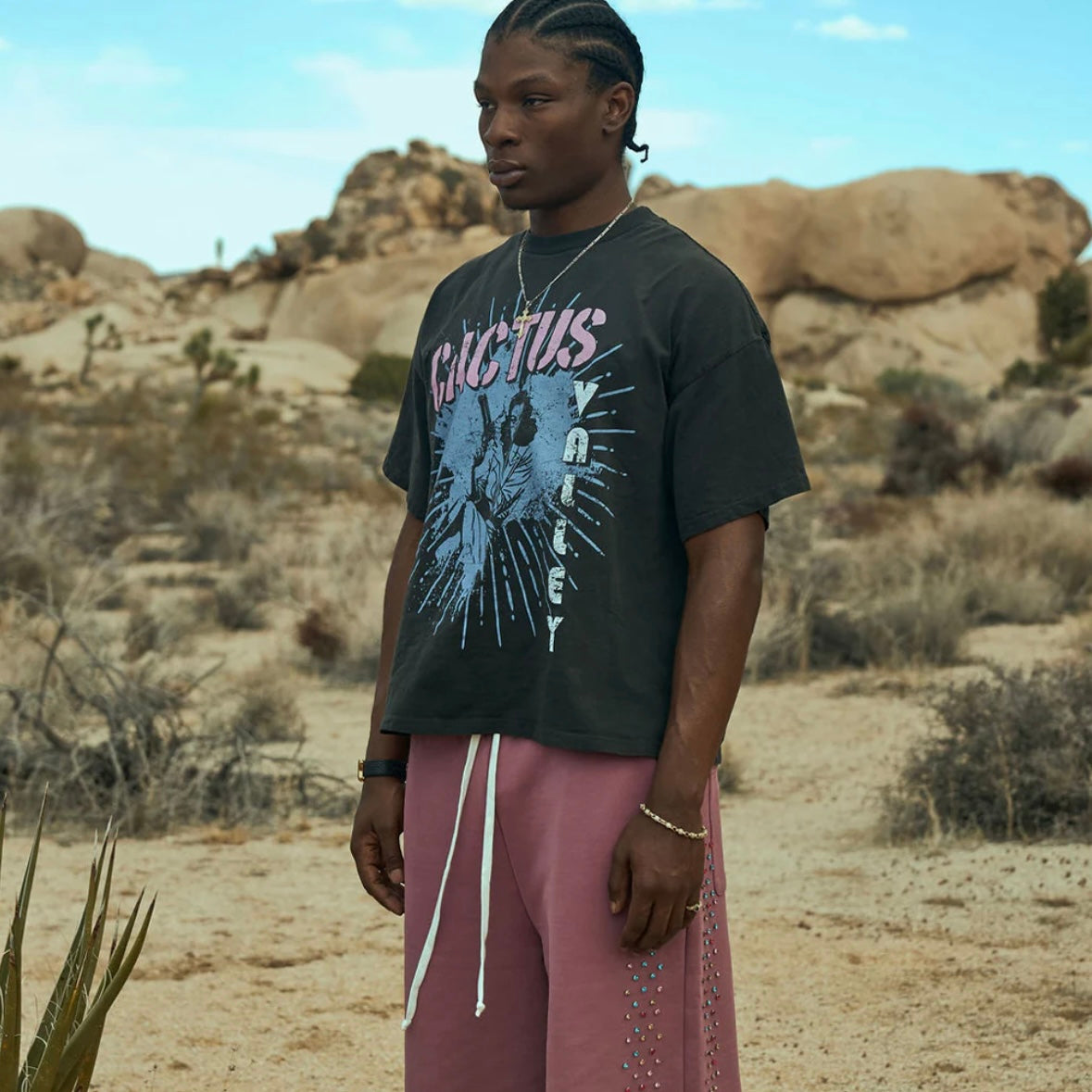 AZVA Black Noir Valley T-Shirt