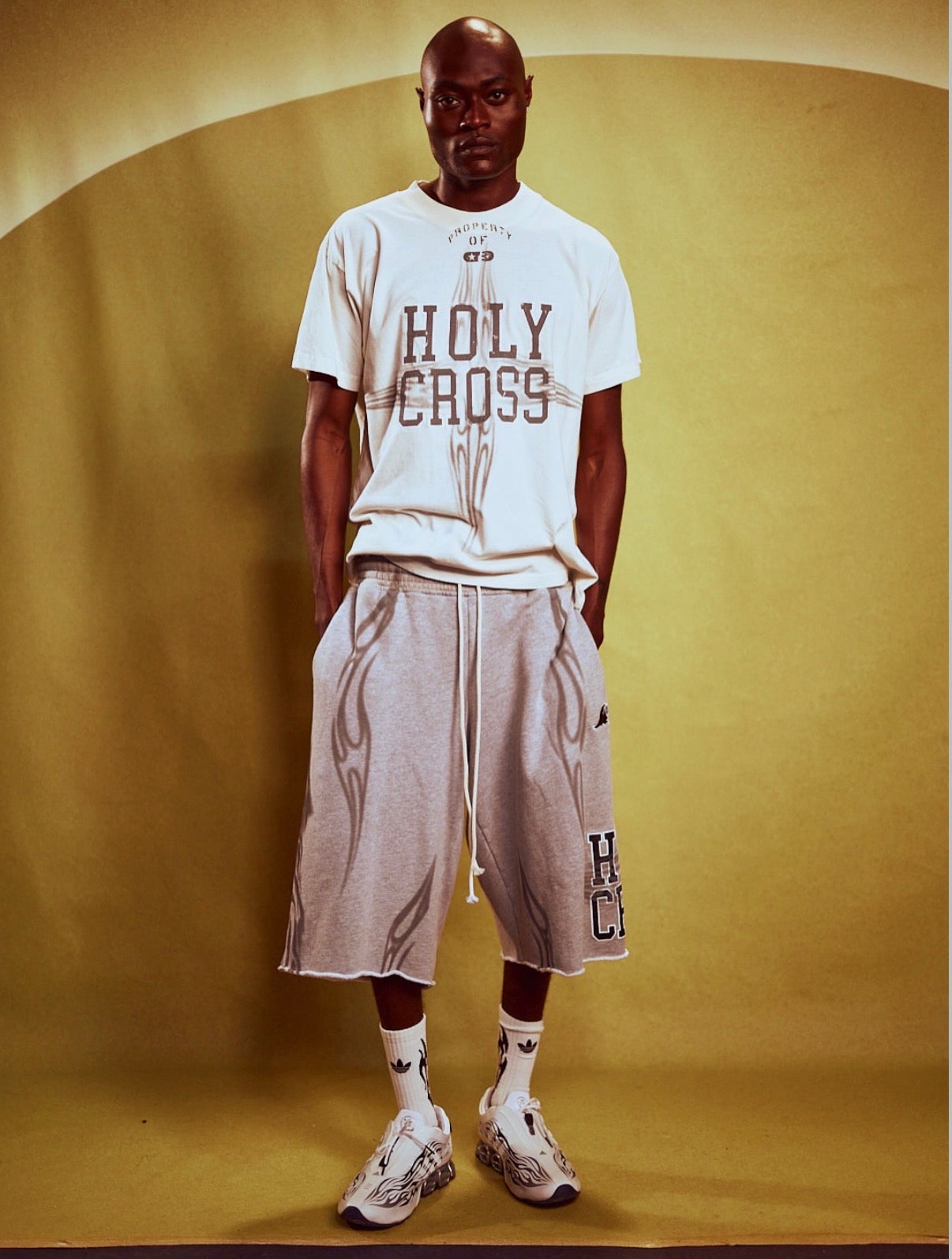 Hellstar Heather Grey Holy Cross 3/4 Shorts