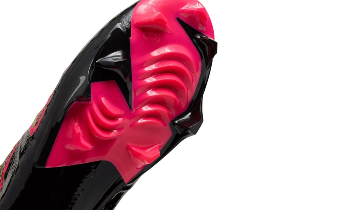 Nike Vapor Edge 360 Untouchable Hyper Pink Cleats