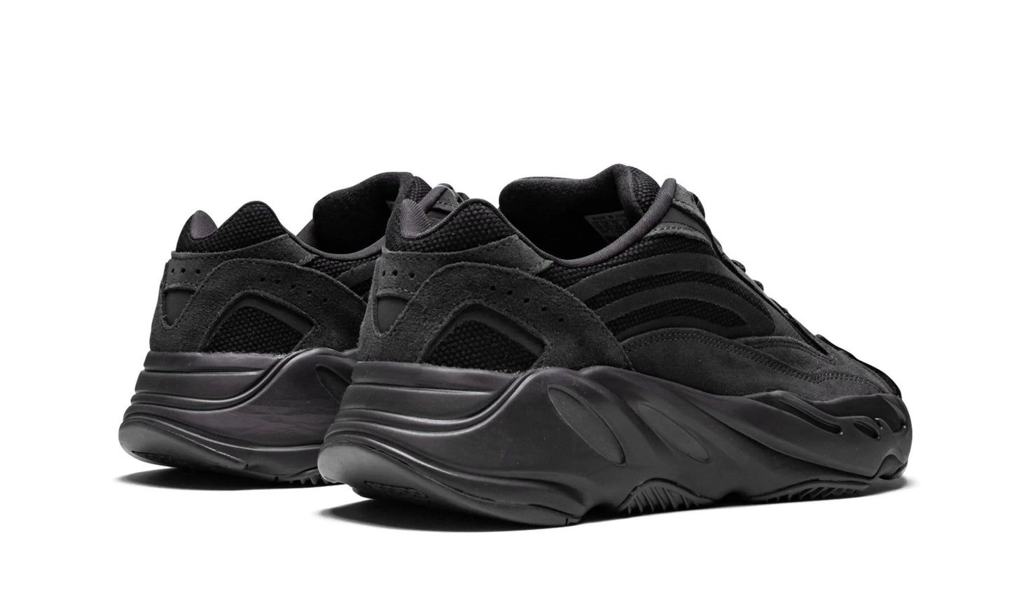 Yeezy 700 V2 Vanta Back