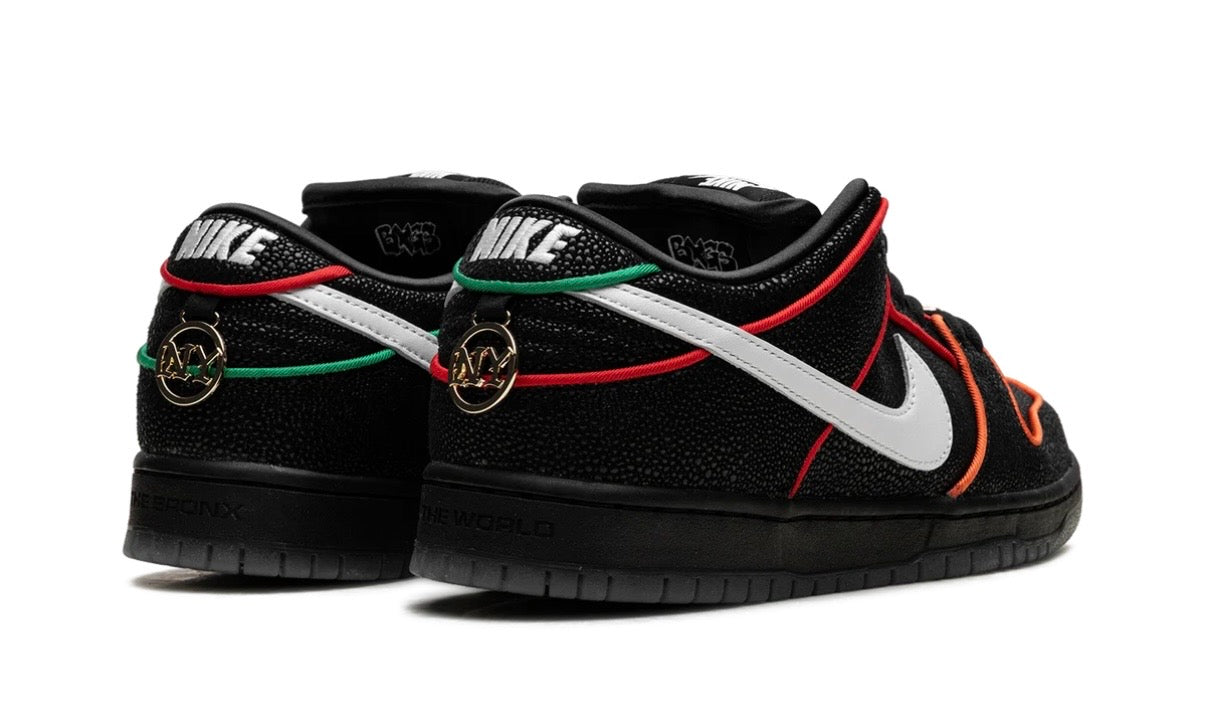 Nike SB Dunk Low Bronx Girls Skate