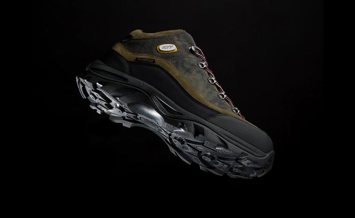 GV Gallery El Plaga Boot