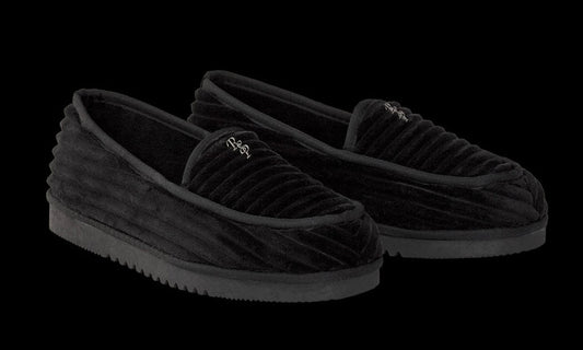 GV Gallery Deebo Slippers angled pair in black corduroy with tonal outsoles