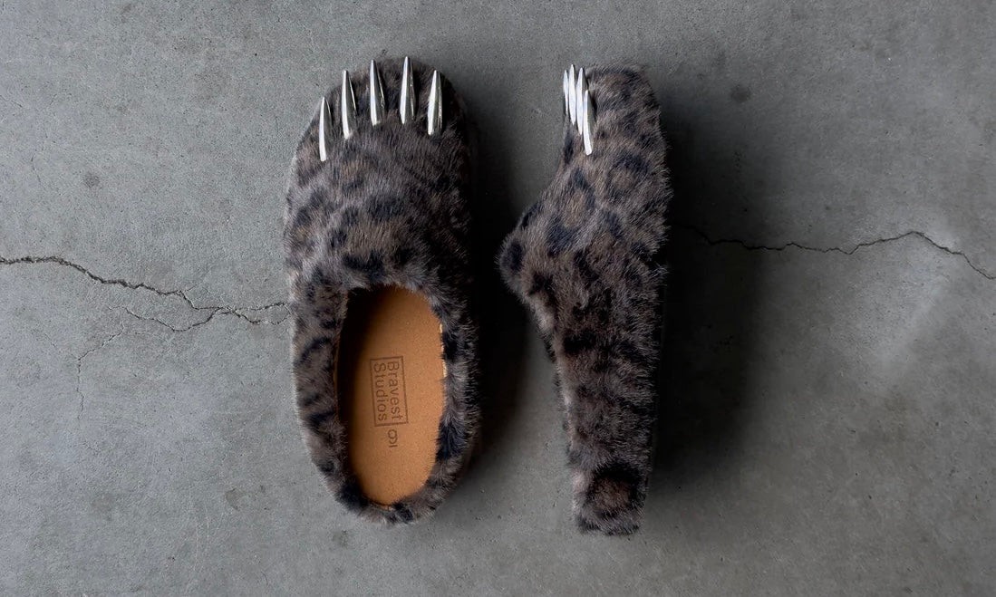 Bravest Studios Dark Leopard Bear Claw Mule
