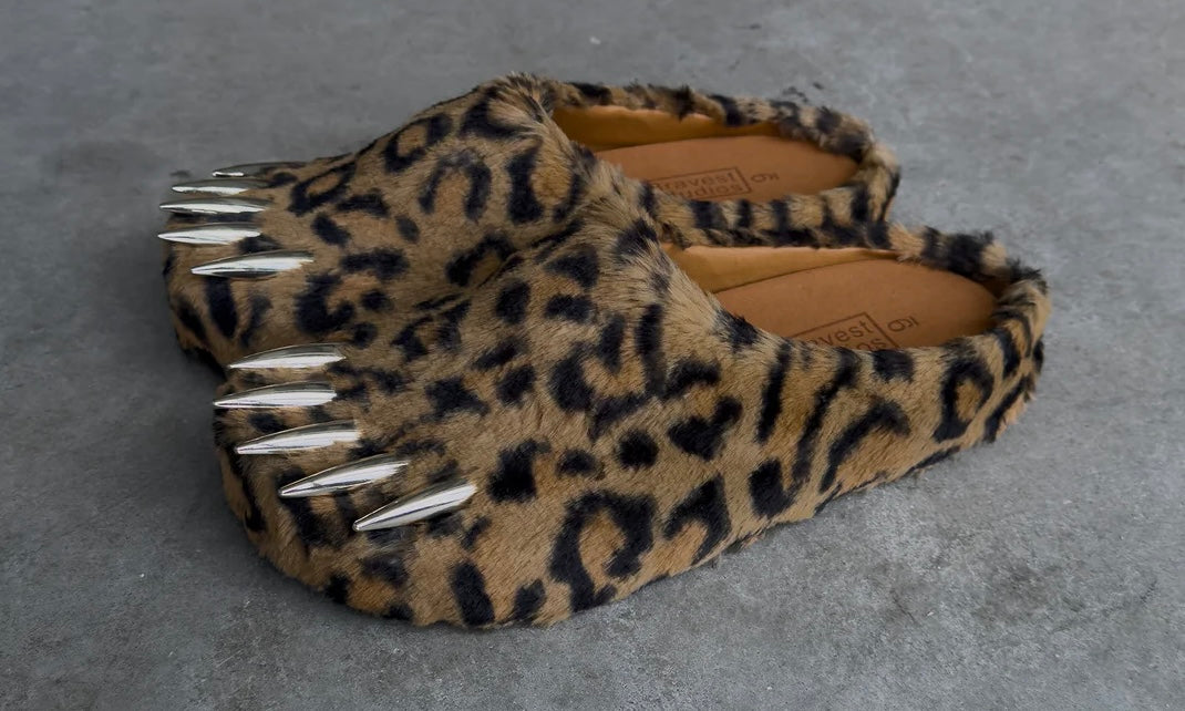 Bravest Studios Leopard Bear Claw Mule