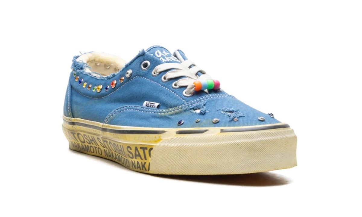 Vans Era 95 Satoshi Nakamoto Lucky Charm, medial three-quarter view
