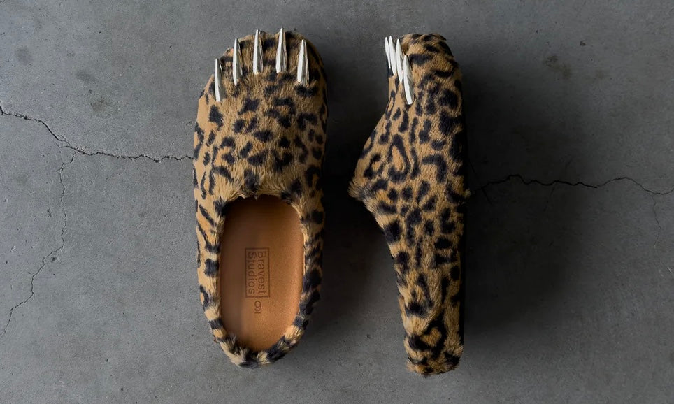 Bravest Studios Leopard Bear Claw Mule