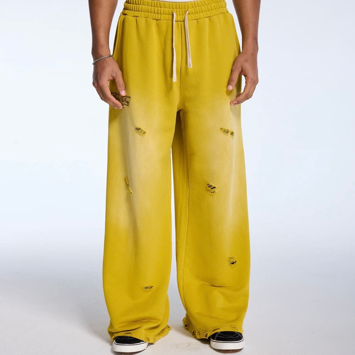AZVA Eagle Valley Distressed Sweatpants