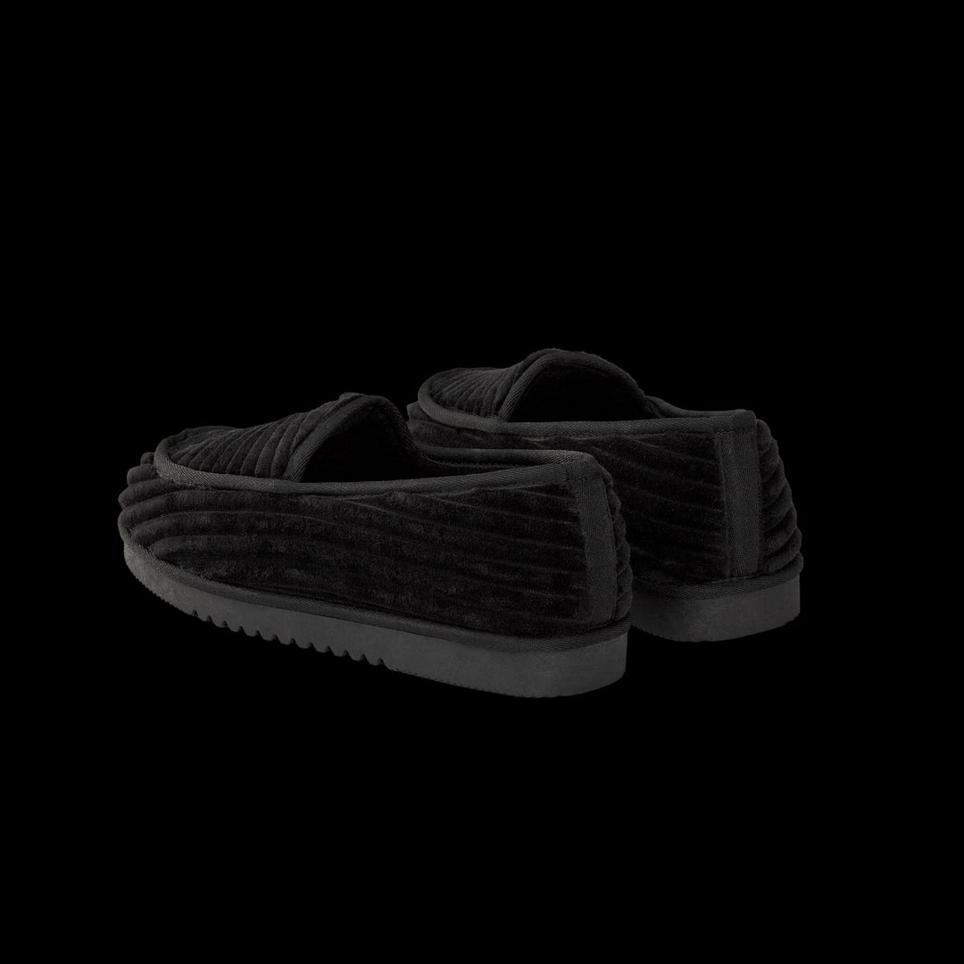 GV Gallery Deebo Slippers rear three-quarter view with the heel counters folded down