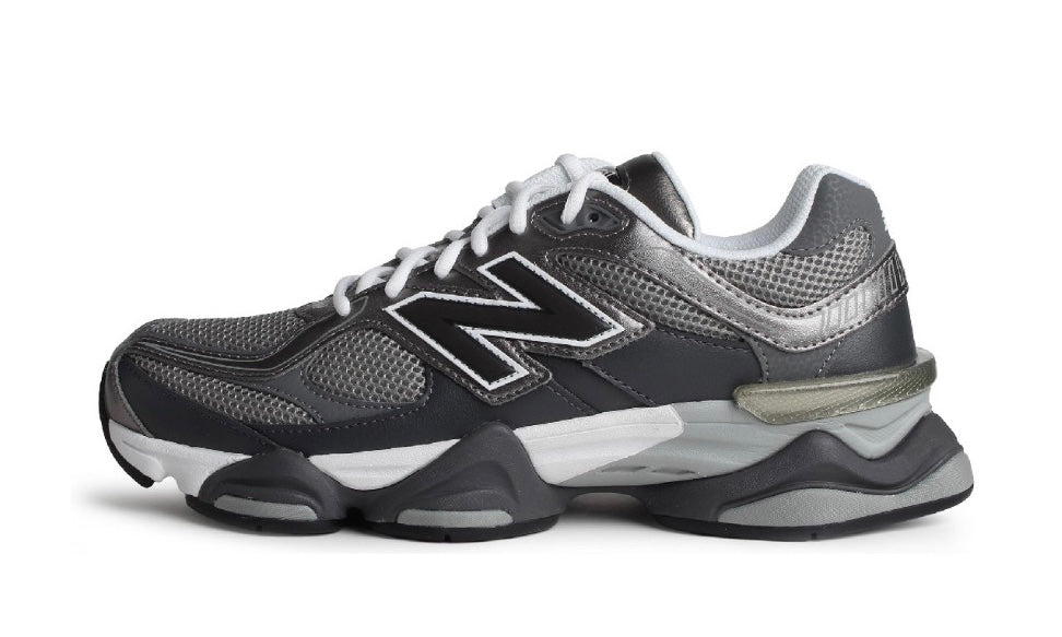 New Balance Mens 9060 Lifestyle Shoes - Silver