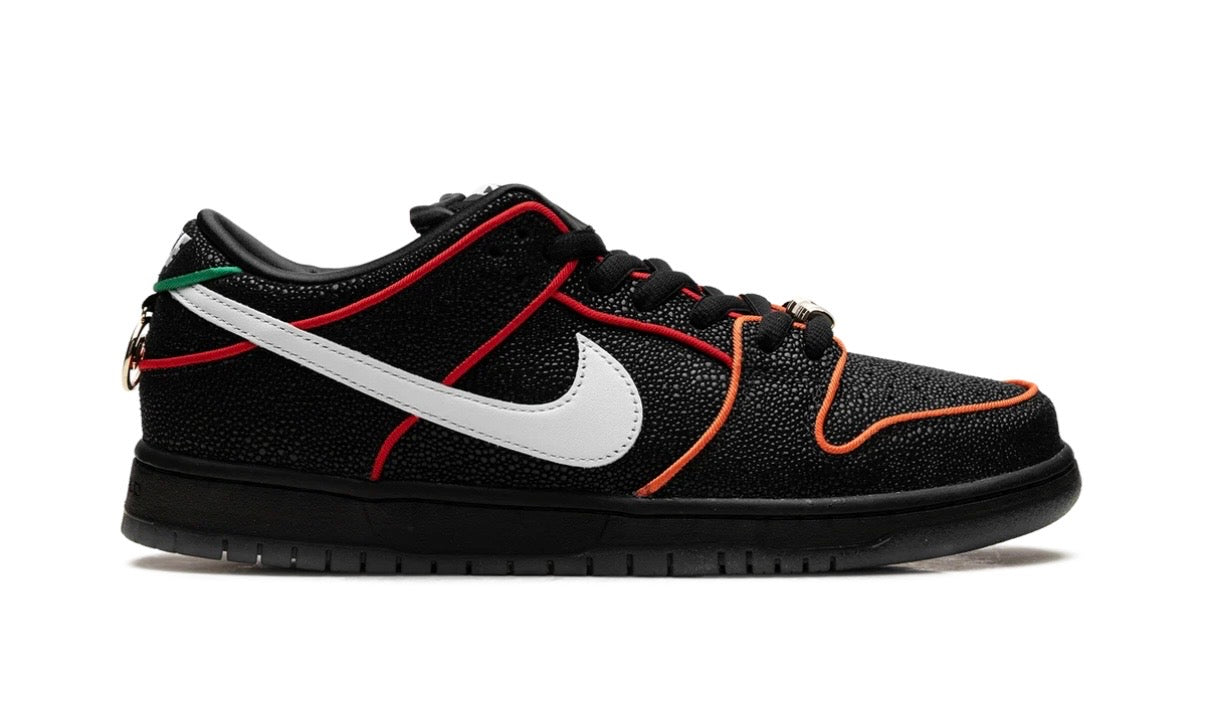 Nike SB Dunk Low Bronx Girls Skate
