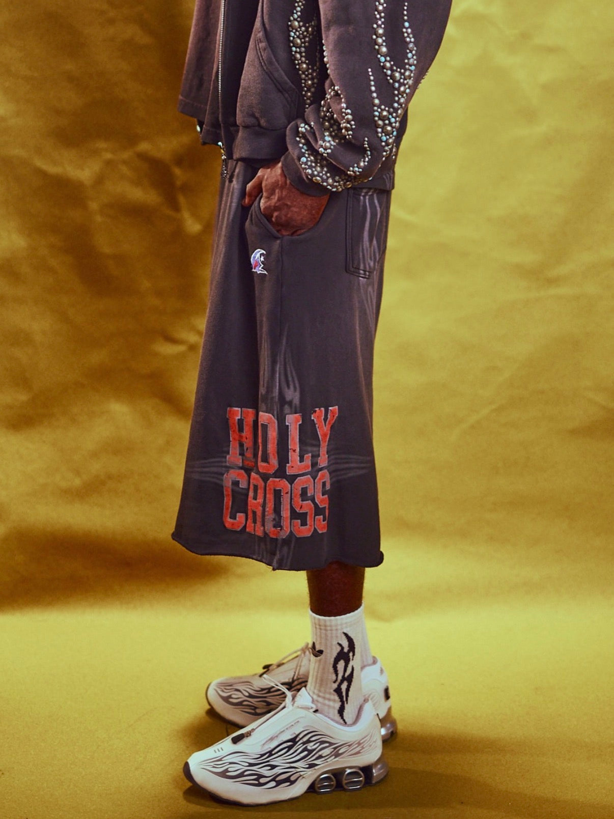 Hellstar Black Holy Cross 3/4 Shorts