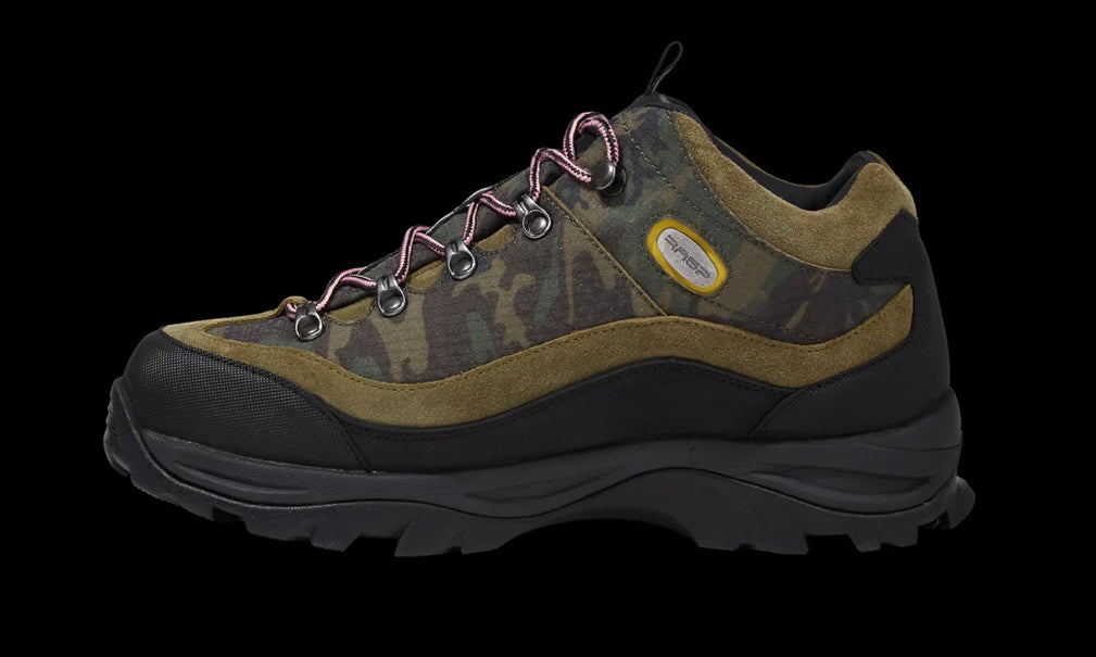 GV Gallery El Plaga Boot