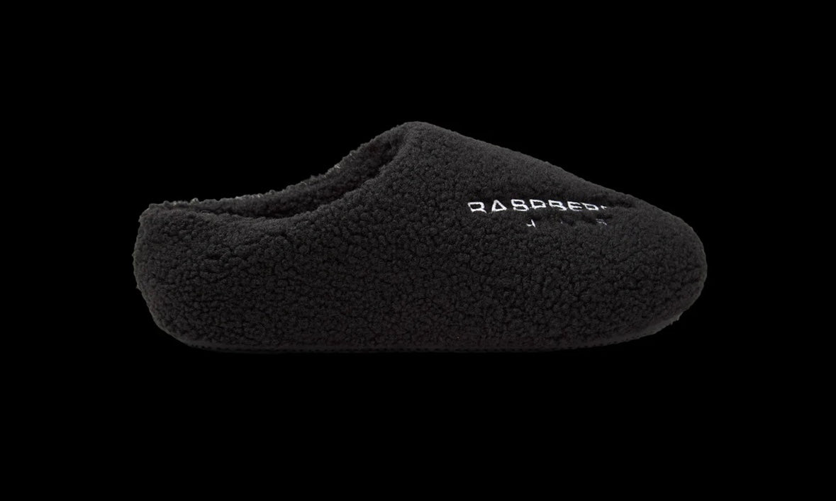 GV Gallery Stacy from the Woods Slides