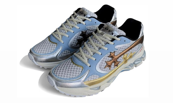Bravest Studios Olympic Kross Kountry Runner, pale blue and silver runner with cream mesh and gold-brown side overlays