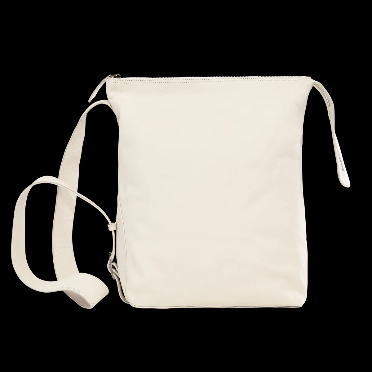 GV Gallery Cream Shoulder Bag, back of the cream bag with the shoulder strap