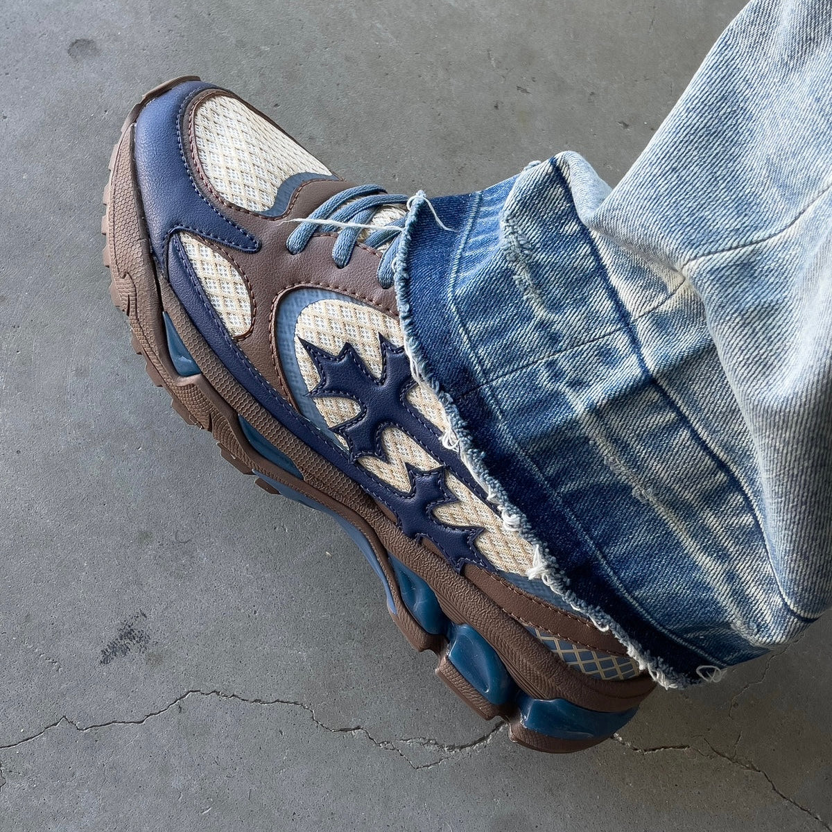 Bravest Studios Dune Kross Kountry Runner