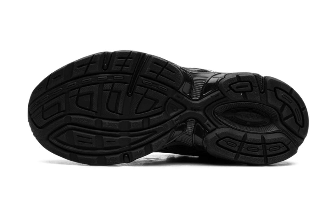 Asics Gel-1130 Black Pure Silver Bottom Outsole