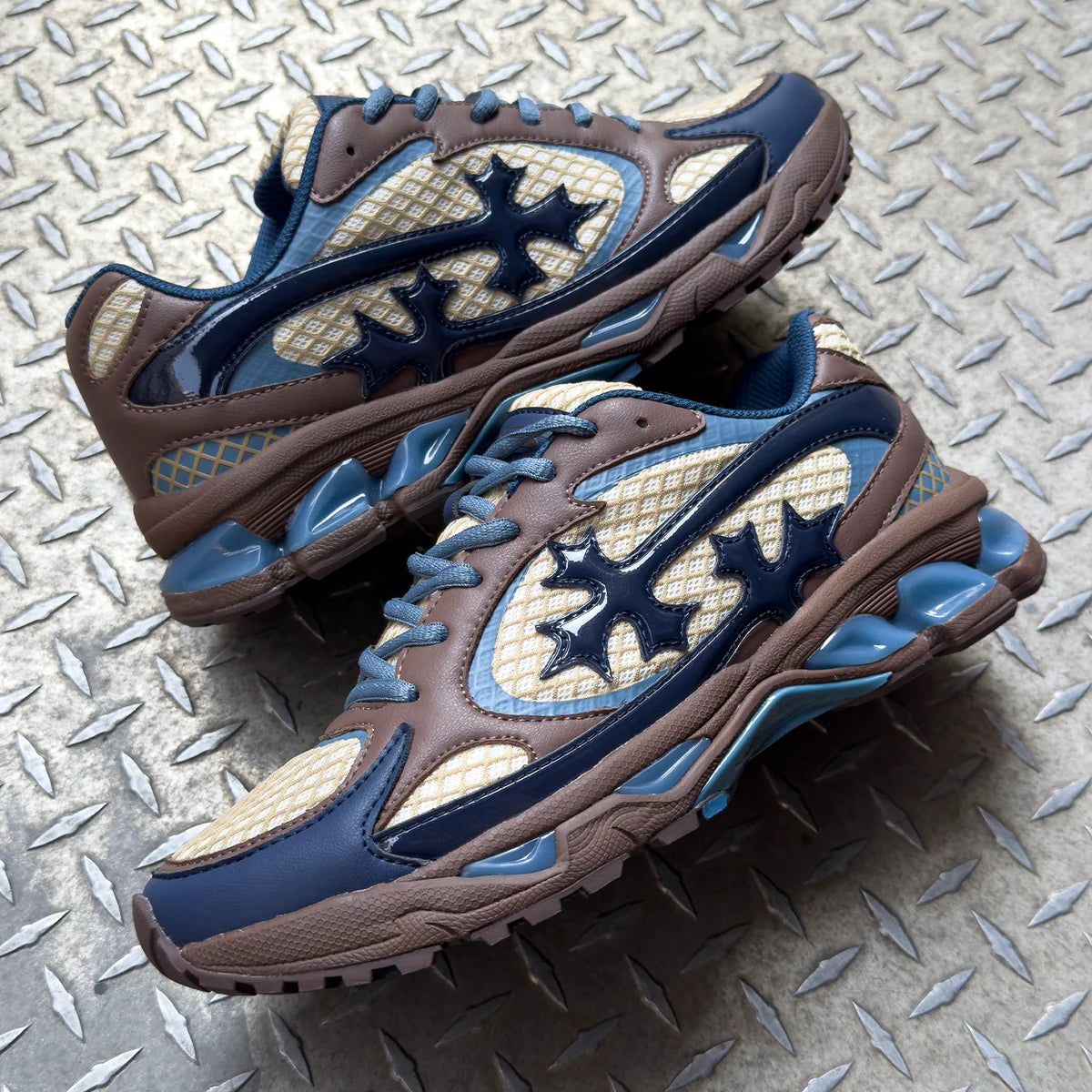 Bravest Studios Dune Kross Kountry Runner