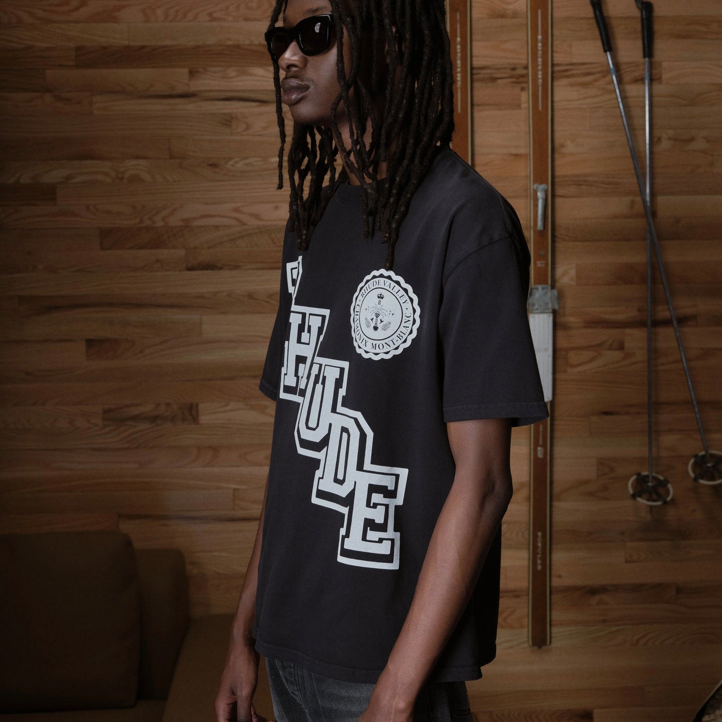 Rhude Vintage Black Collegiate Crest T-Shirt