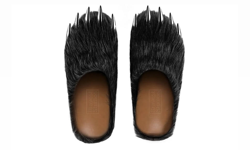 Bravest Studios Black Bear Claw Mule