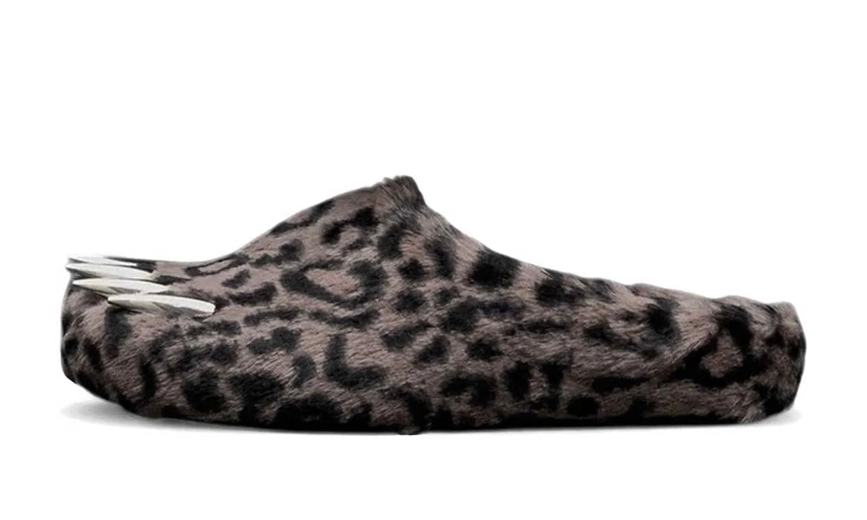 Bravest Studios Dark Leopard Bear Claw Mule