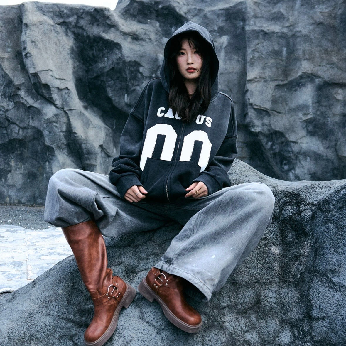 AZVA Black 00 Zip Hoodie