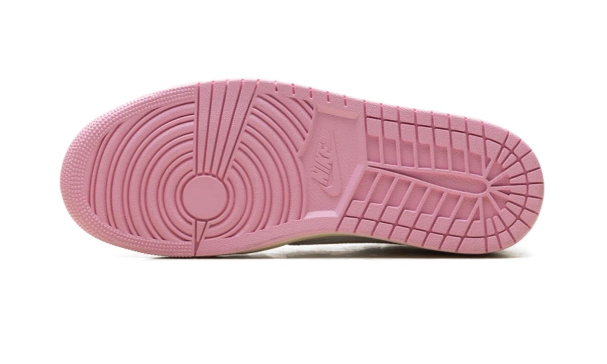 Travis Scott Jordan 1 Low Shy Pink