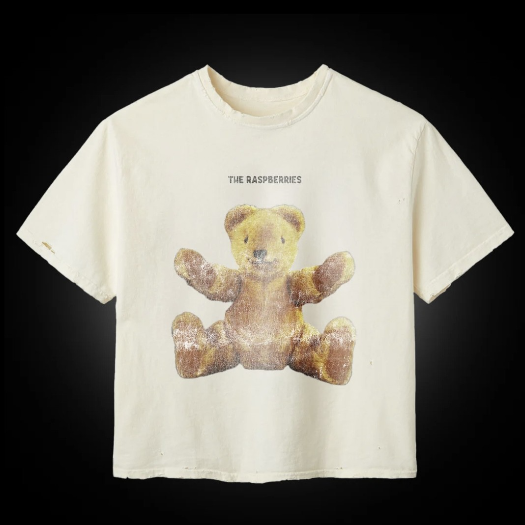 GV Gallery Cream Bear T-Shirt
