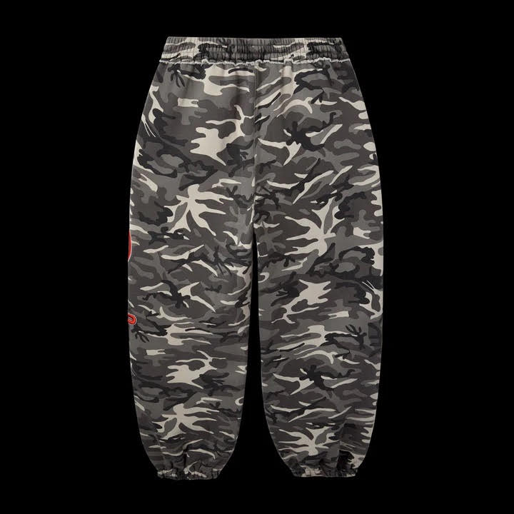 GV Gallery Snow Camo Sweatpants