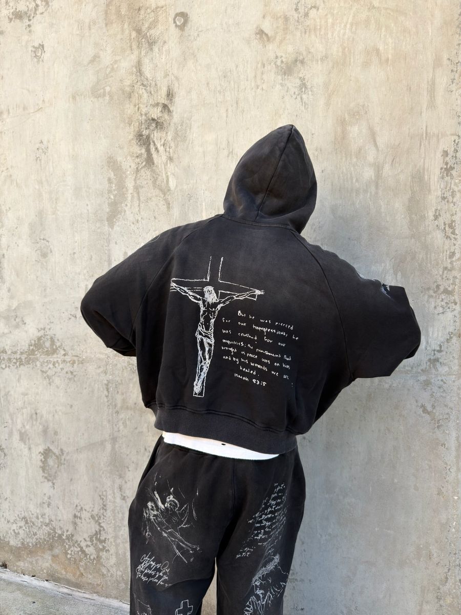 Model showing the back of the Harley set with the Harley Sweatpants