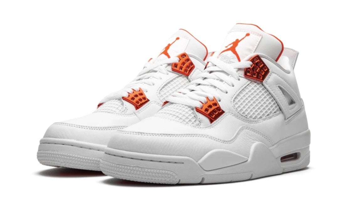 Jordan 4 Metallic Orange Front