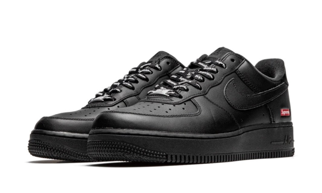 Nike Supreme Air Force 1 Low Black Front