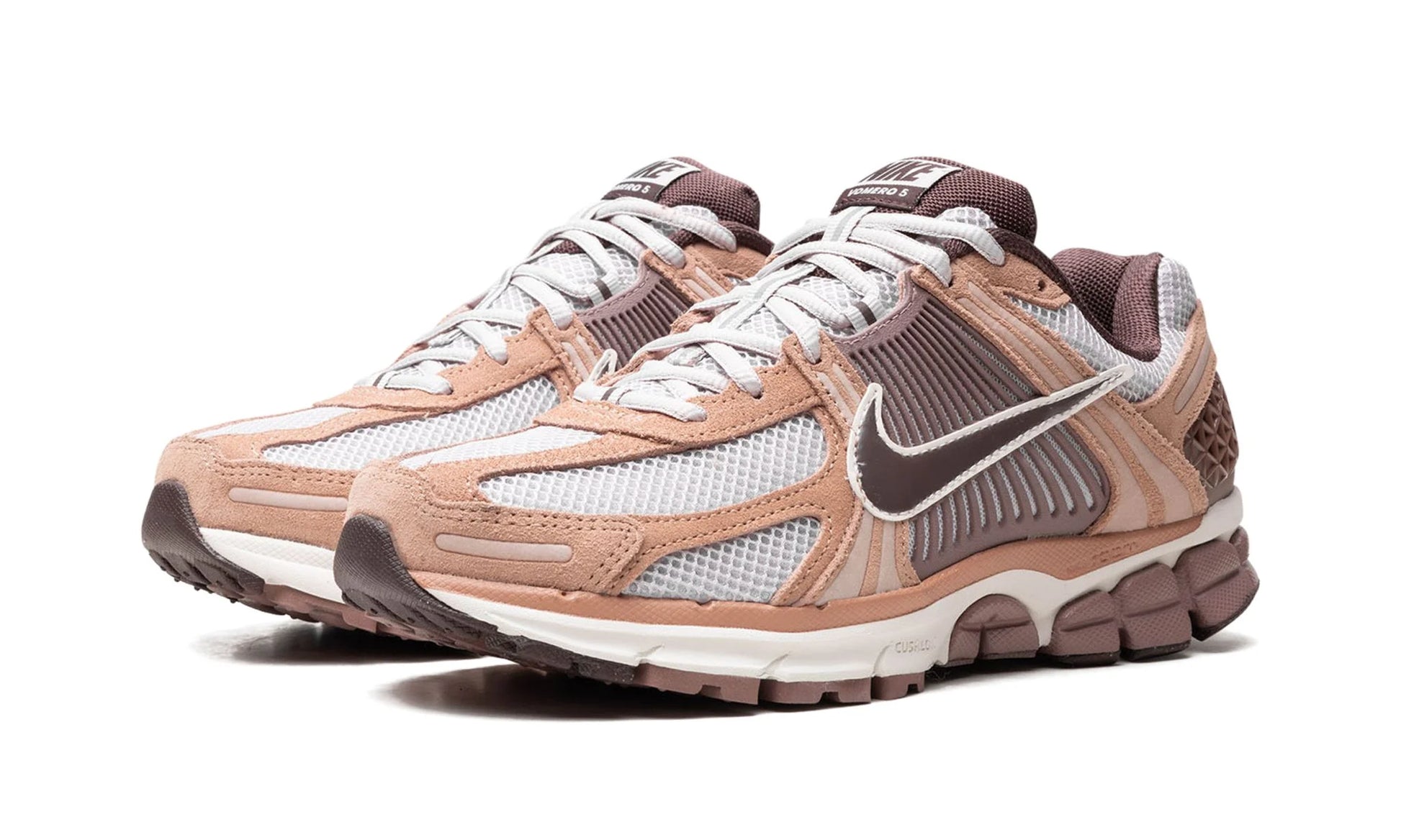 Nike Vomero 5 Dusted Clay Front