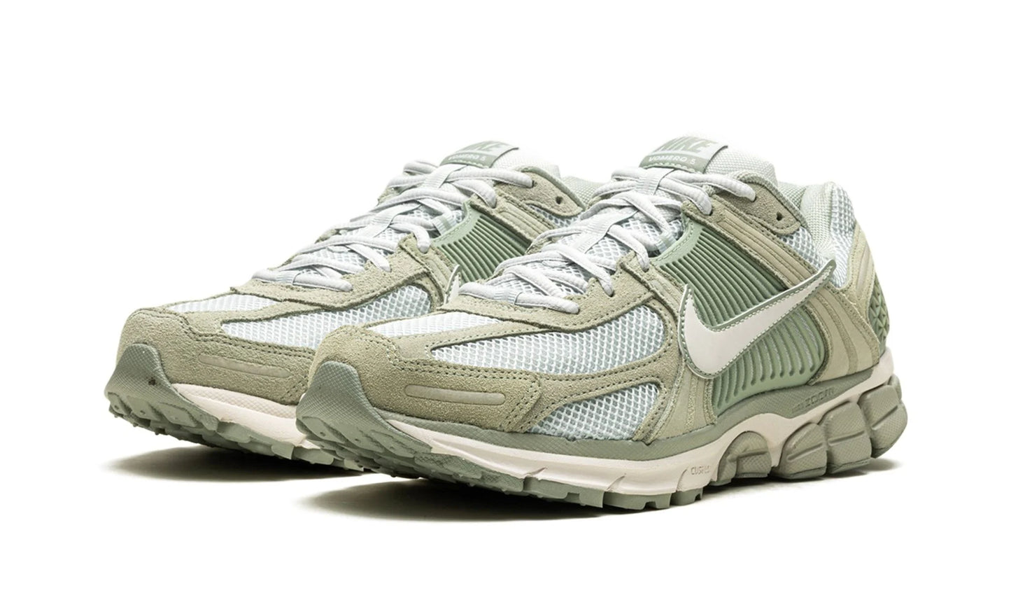 Nike Vomero 5 Jade Horizon Front