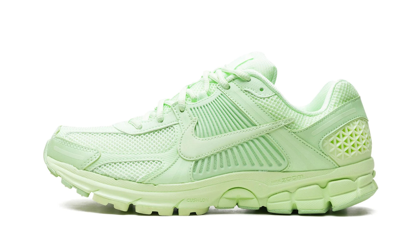 Nike Vomero 5 Vapor Green Side