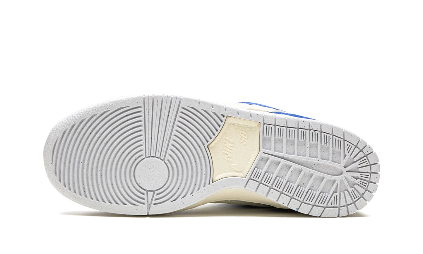 Nike SB Dunk Low Fly Streetwear Gardenia Bottom Outsole View